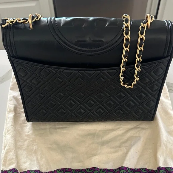 Tory Burch Fleming Large Convertible Bag Black Quilted Leather w/ Dust Bag - Picture 3 of 13